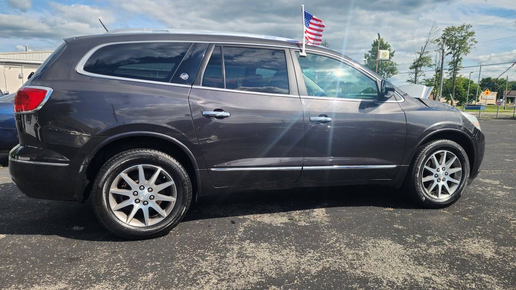 2017 Buick Enclave Image 7