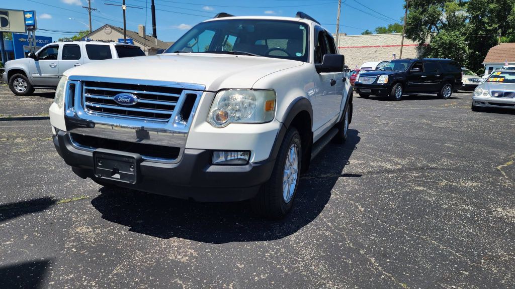 2008 Ford Explorer Image 2