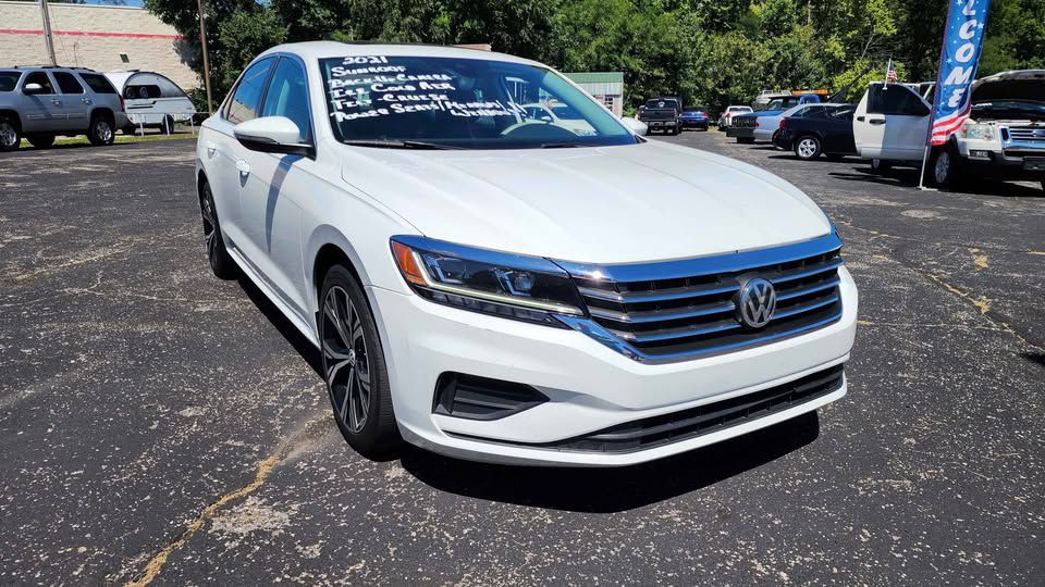 2021 Volkswagen Passat Image 8