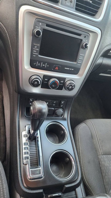 2015 GMC Acadia Image 10