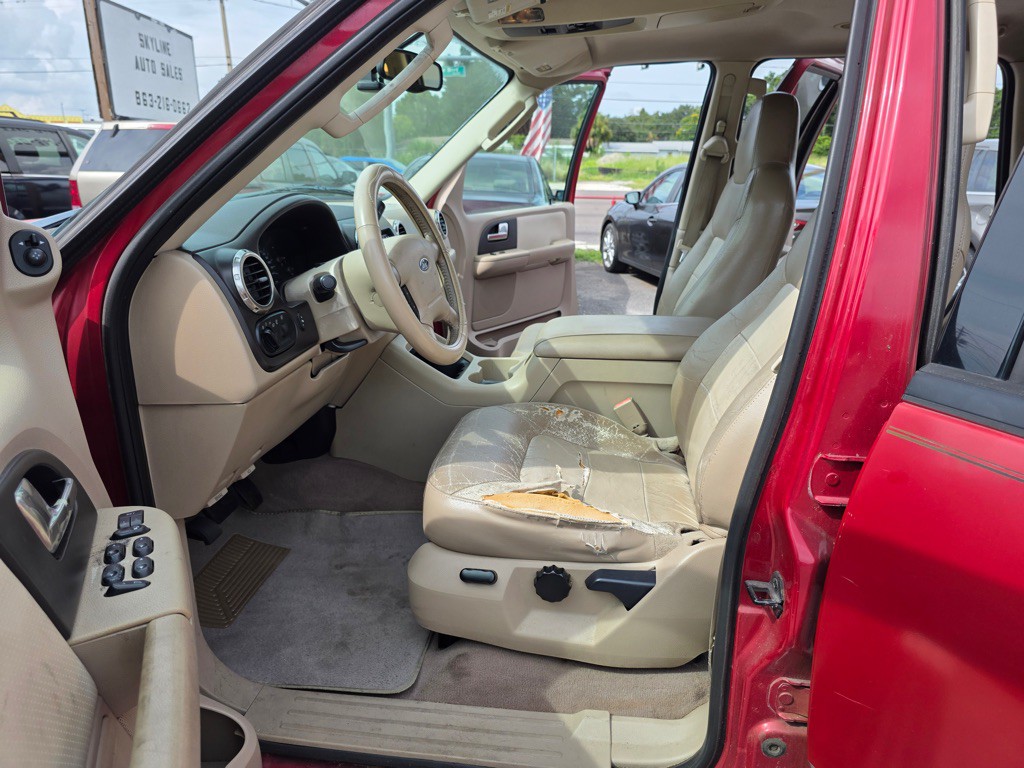 2004 Ford Expedition Image 15