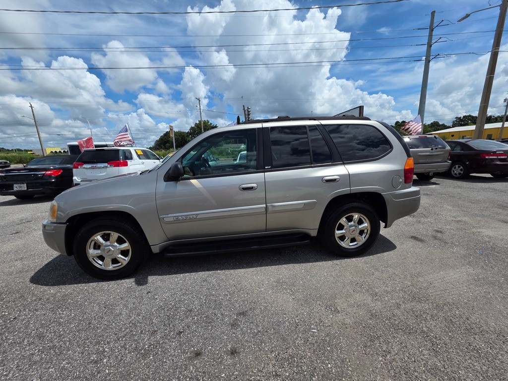 2002 GMC Envoy Image 8