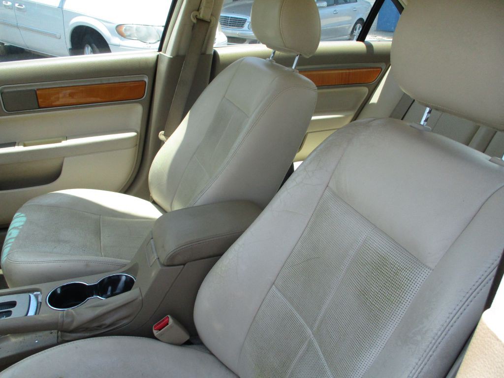 2006 Lincoln Zephyr Image 9