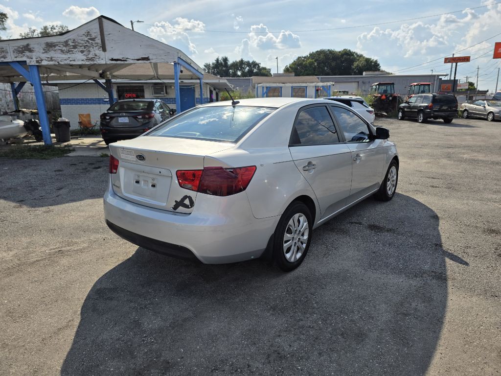 2010 Kia Forte Image 4