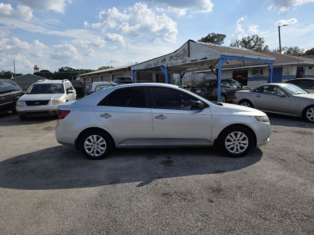 2010 Kia Forte Image 5