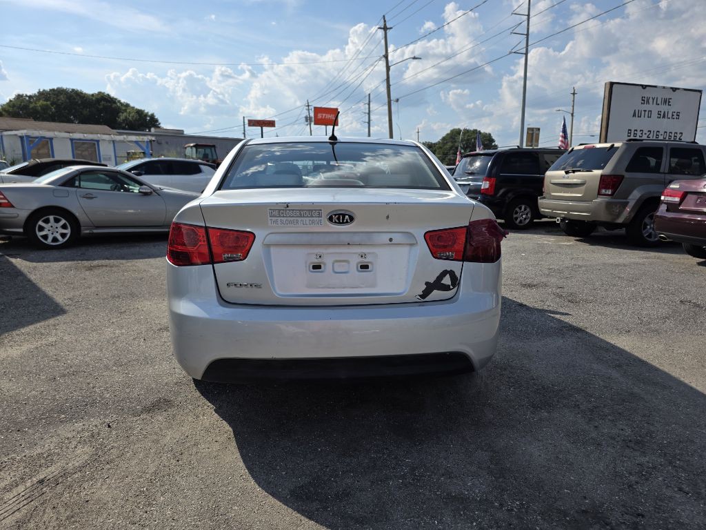 2010 Kia Forte Image 6