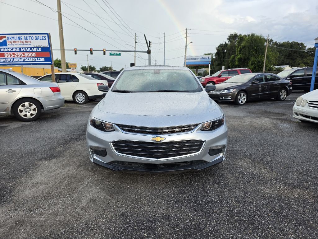 2018 Chevrolet Malibu Image 1