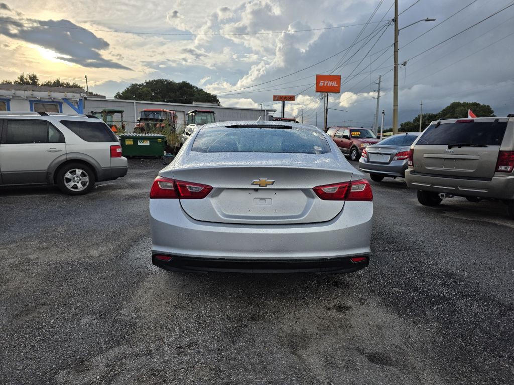 2018 Chevrolet Malibu Image 6