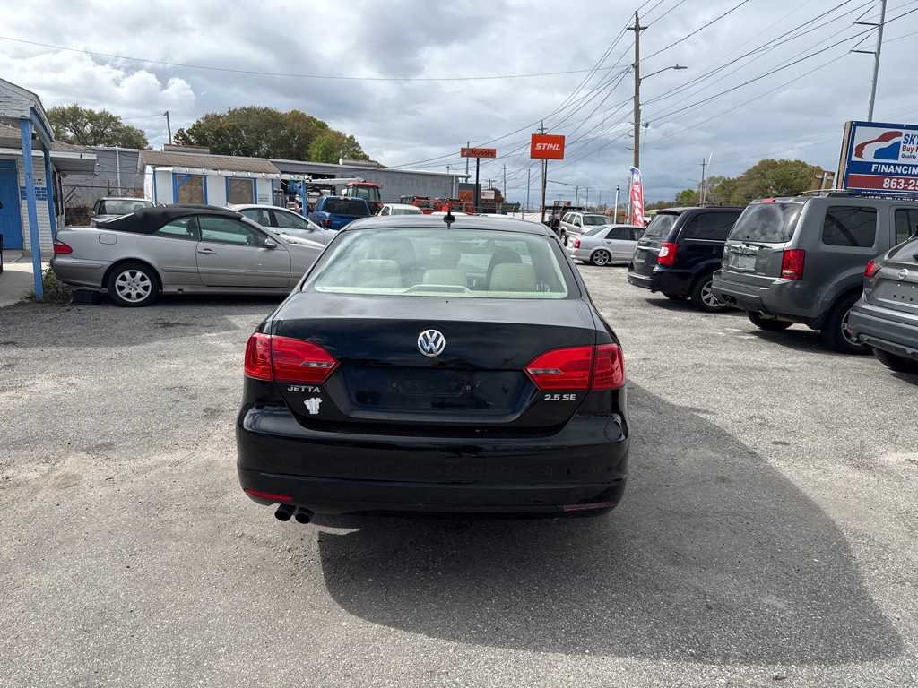 2012 Volkswagen Jetta Image 6