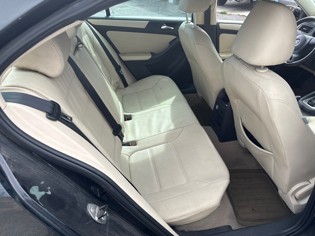 2012 Volkswagen Jetta Image 10
