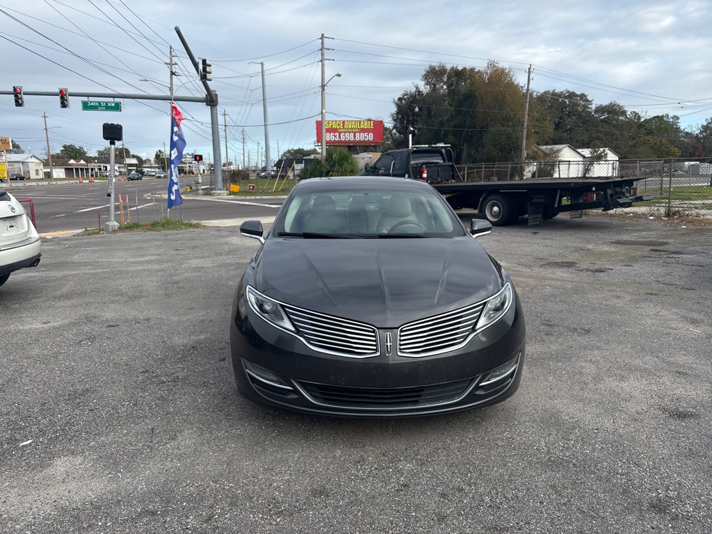 2016 Lincoln MKZ Image 2