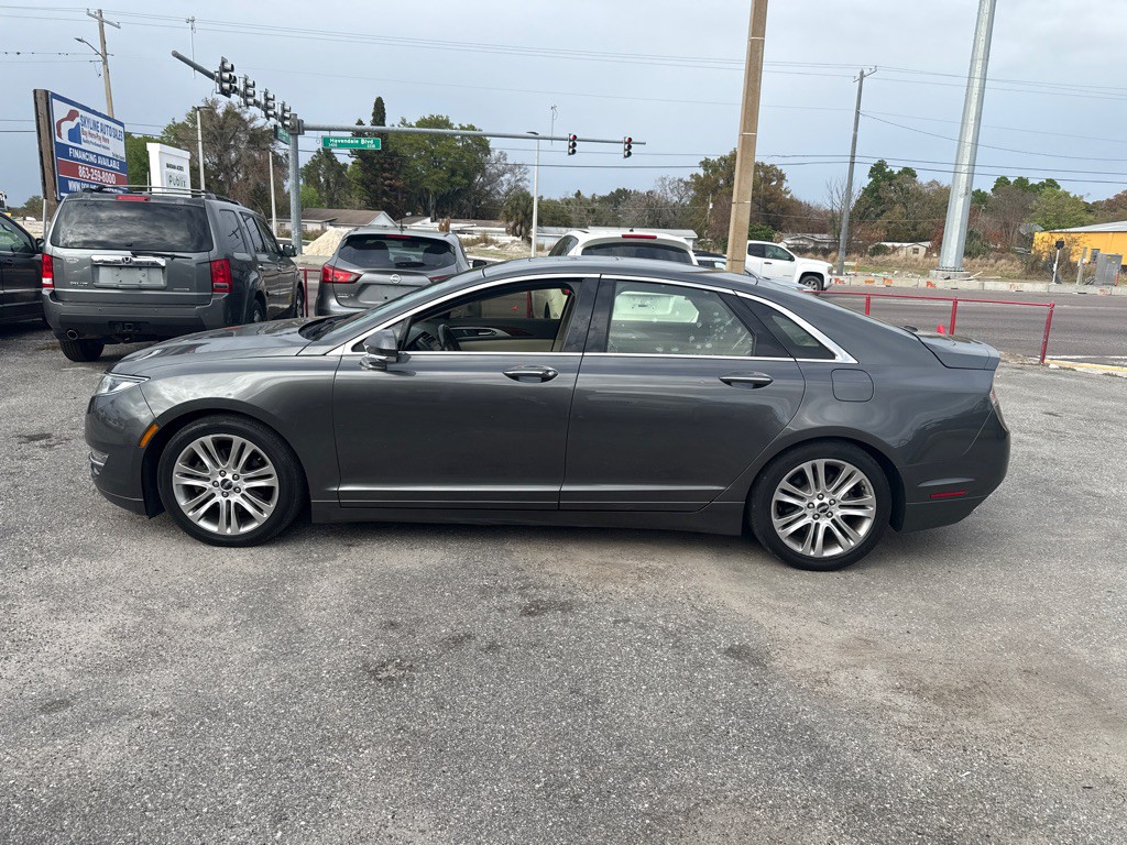 2016 Lincoln MKZ Image 8