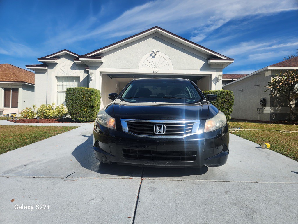 2010 Honda Accord Image 3