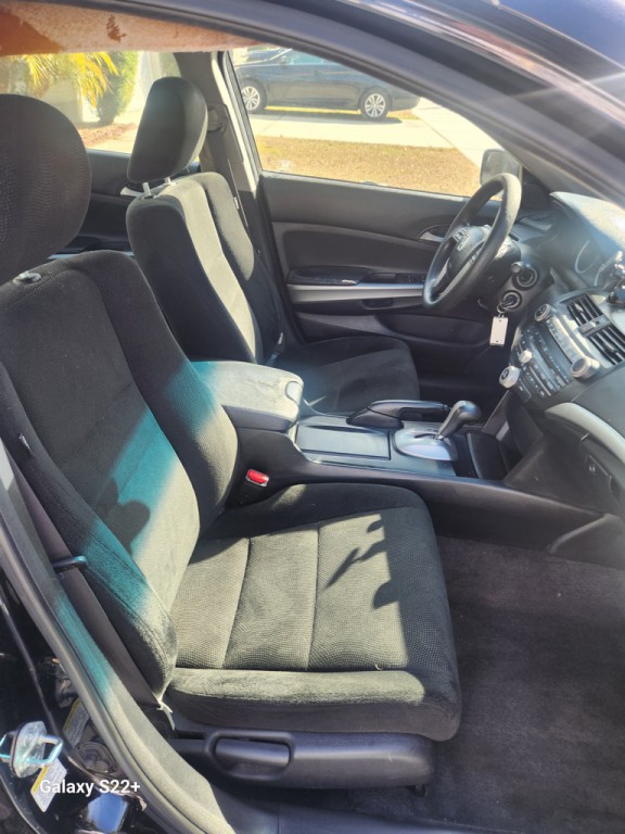 2010 Honda Accord Image 11