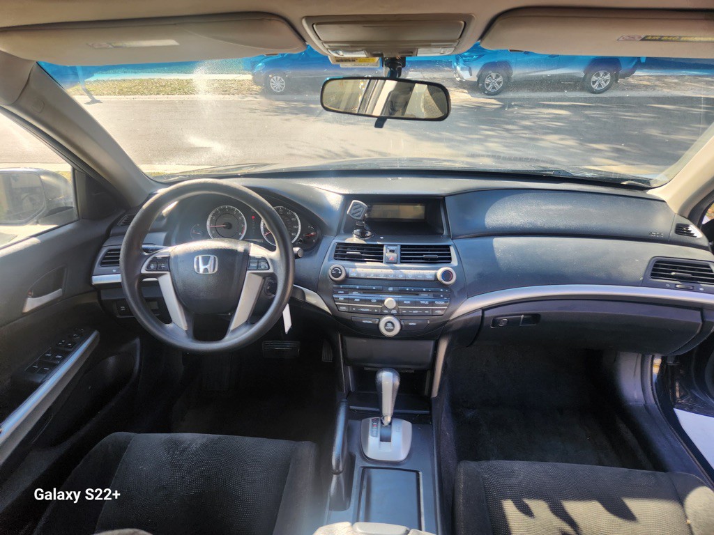 2010 Honda Accord Image 12