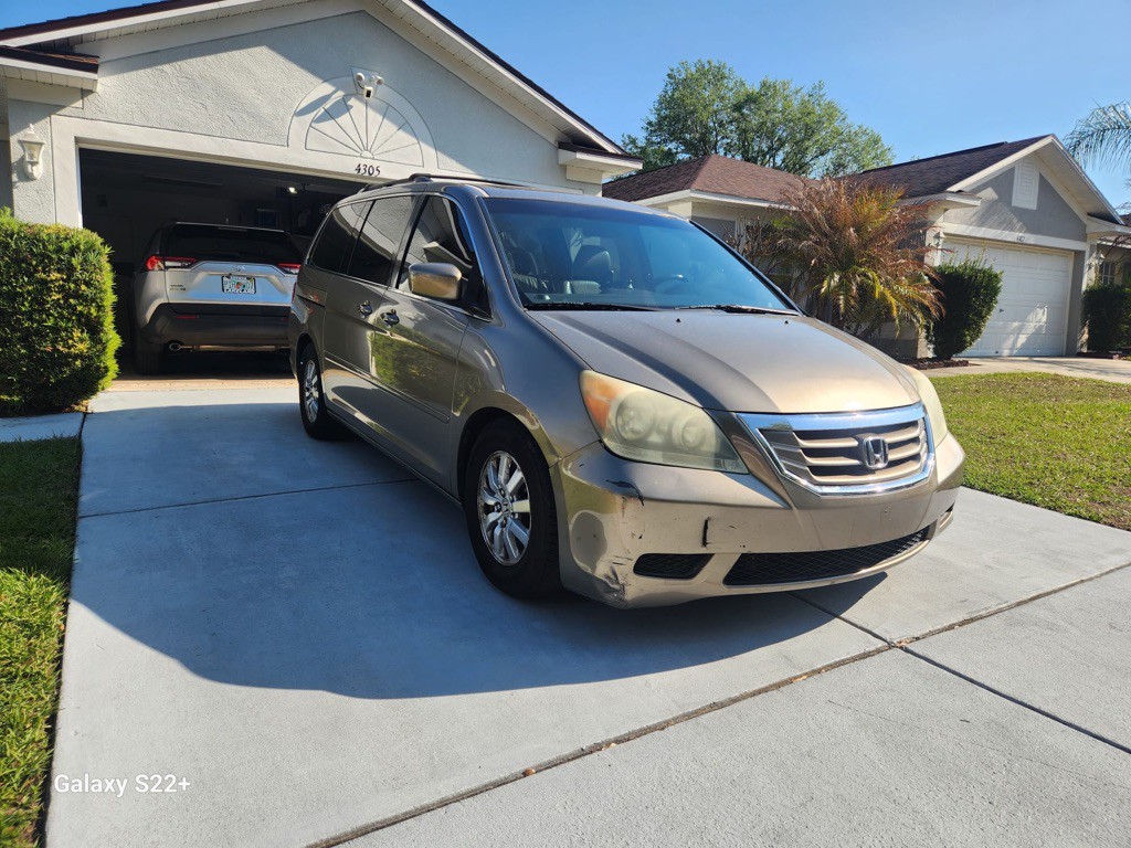 2010 Honda Odyssey Image 1