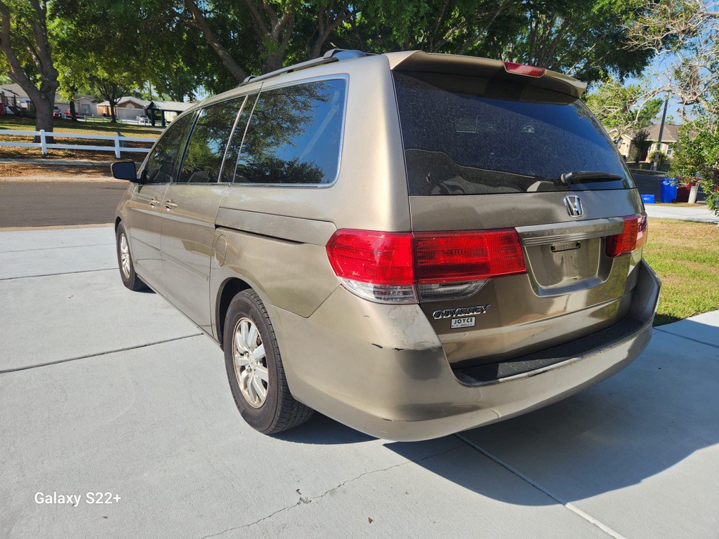 2010 Honda Odyssey Image 5