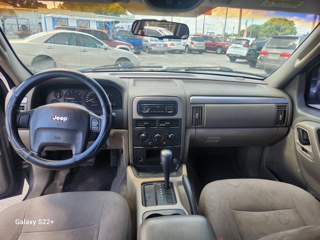 2003 Jeep Grand Cherokee Image 12