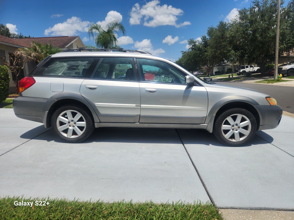 2007 Subaru Outback Image 6