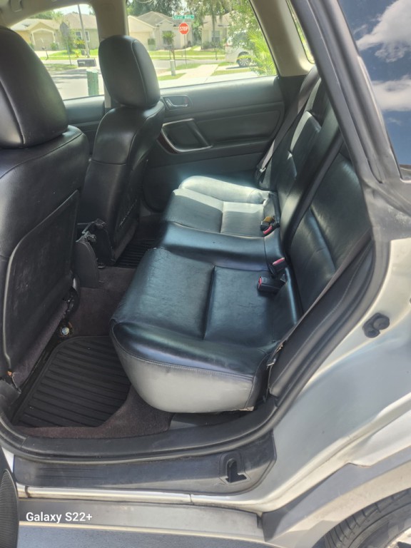 2007 Subaru Outback Image 10