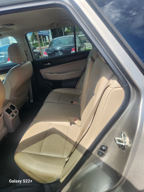 2016 Subaru Outback Image 10