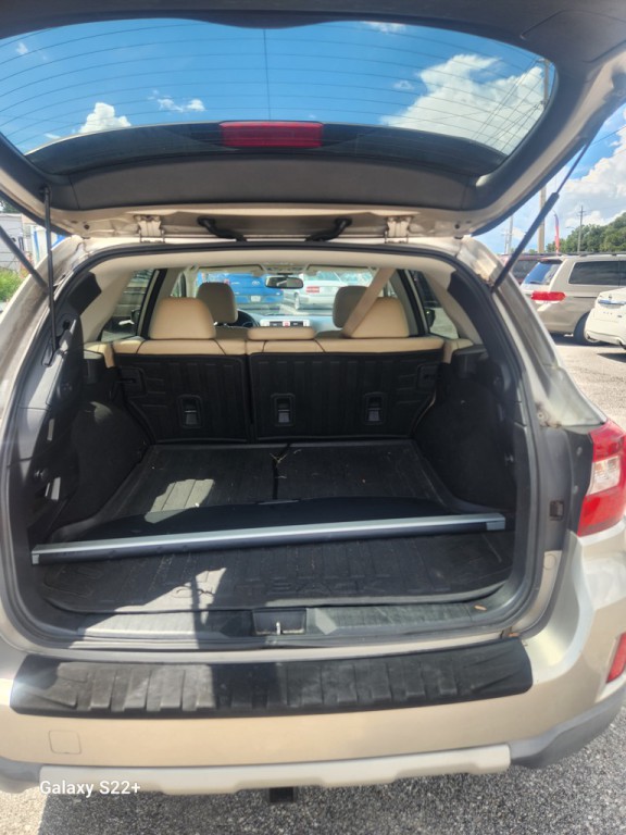 2016 Subaru Outback Image 12