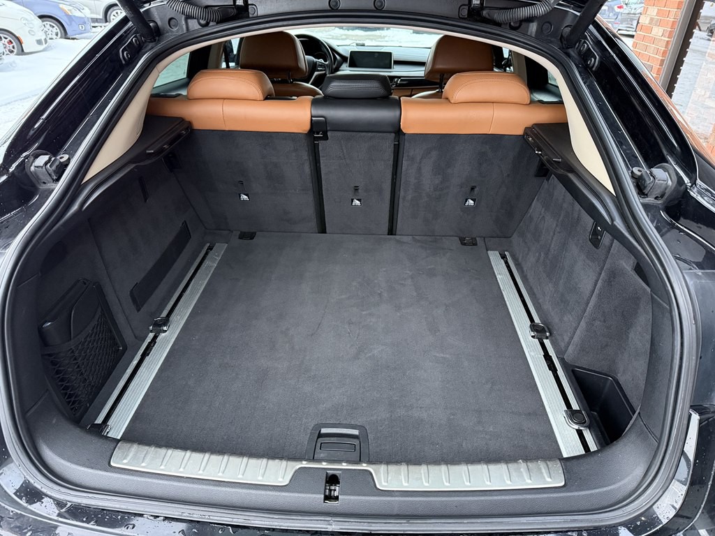 2016 BMW X6 Image 12