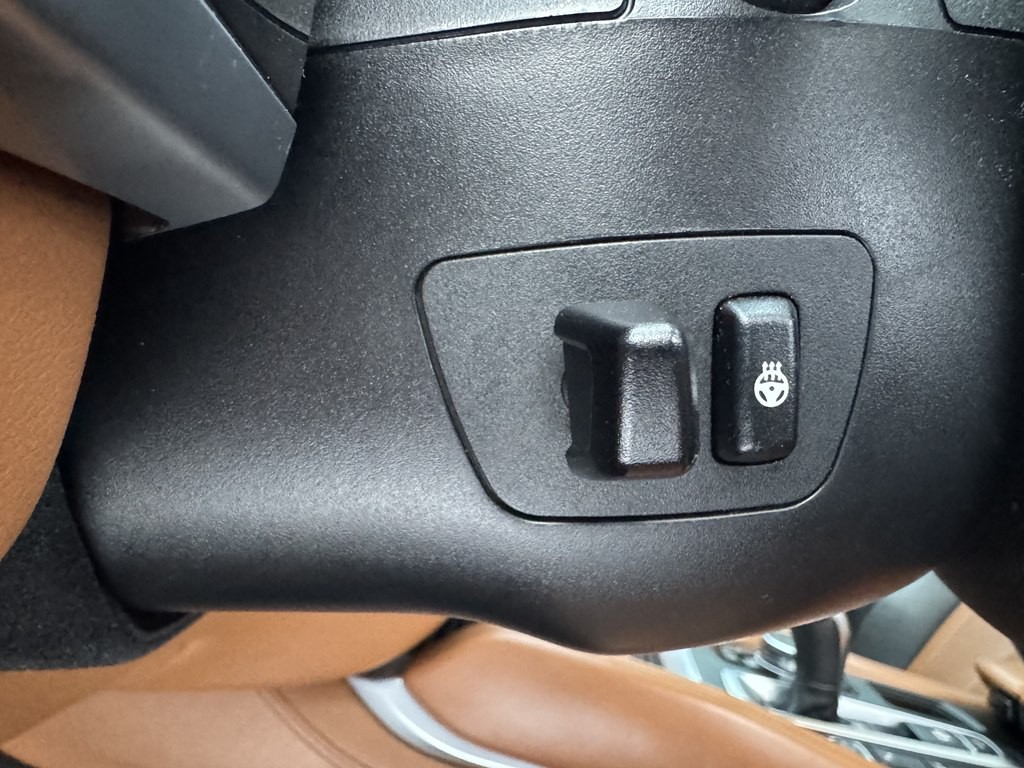 2016 BMW X6 Image 14