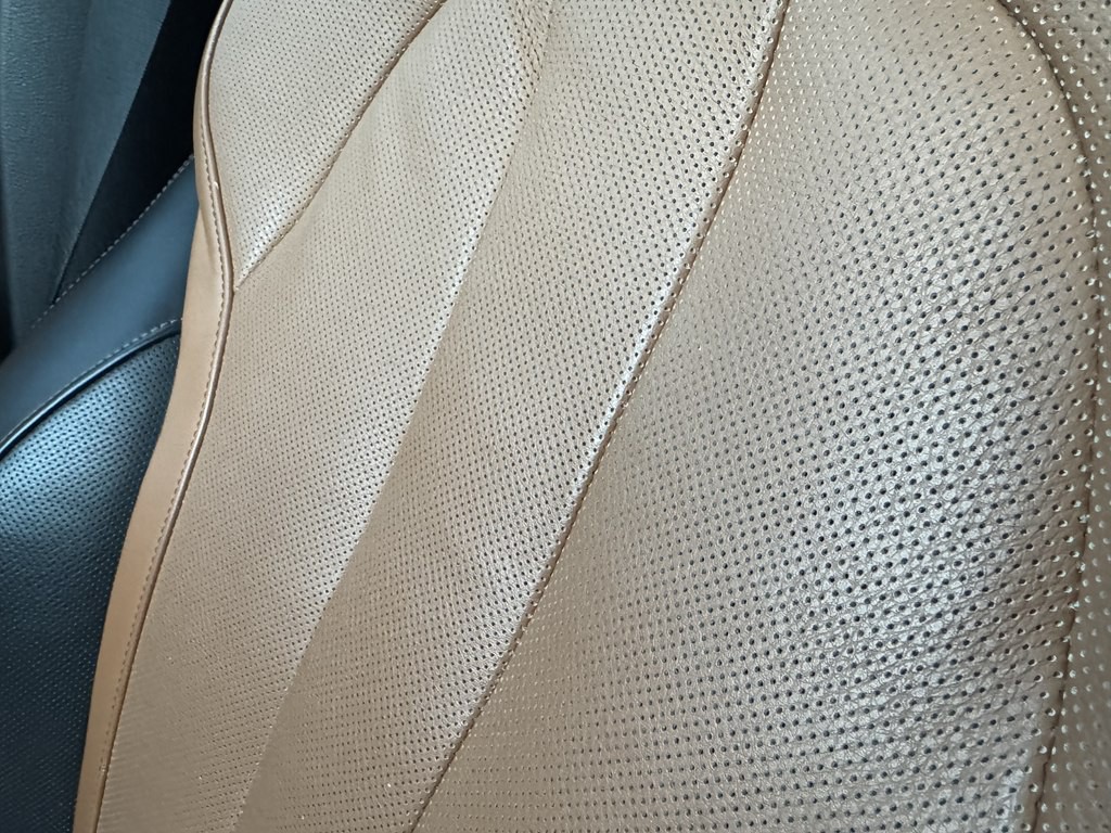 2016 BMW X6 Image 18