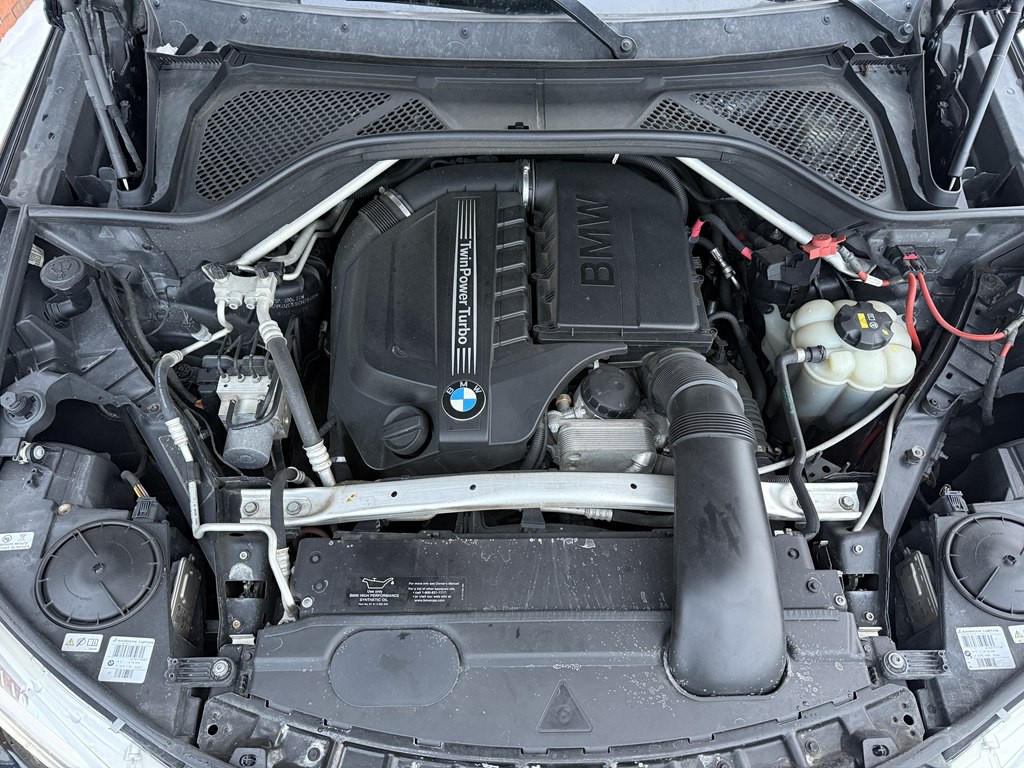 2016 BMW X6 Image 21