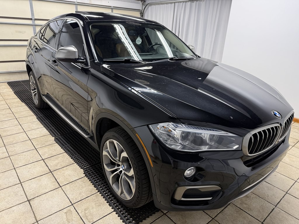 2016 BMW X6 Image 1