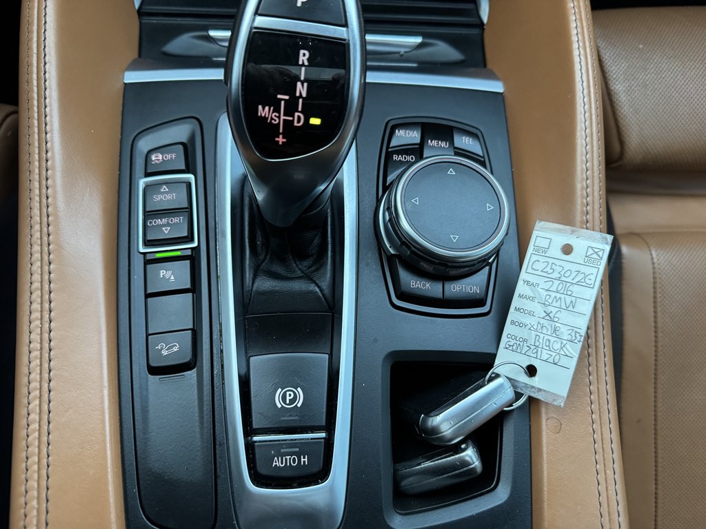 2016 BMW X6 Image 11