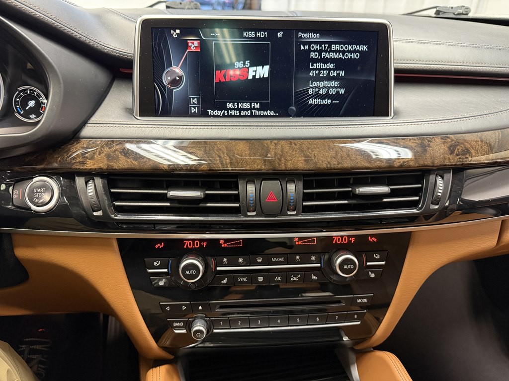2016 BMW X6 Image 21