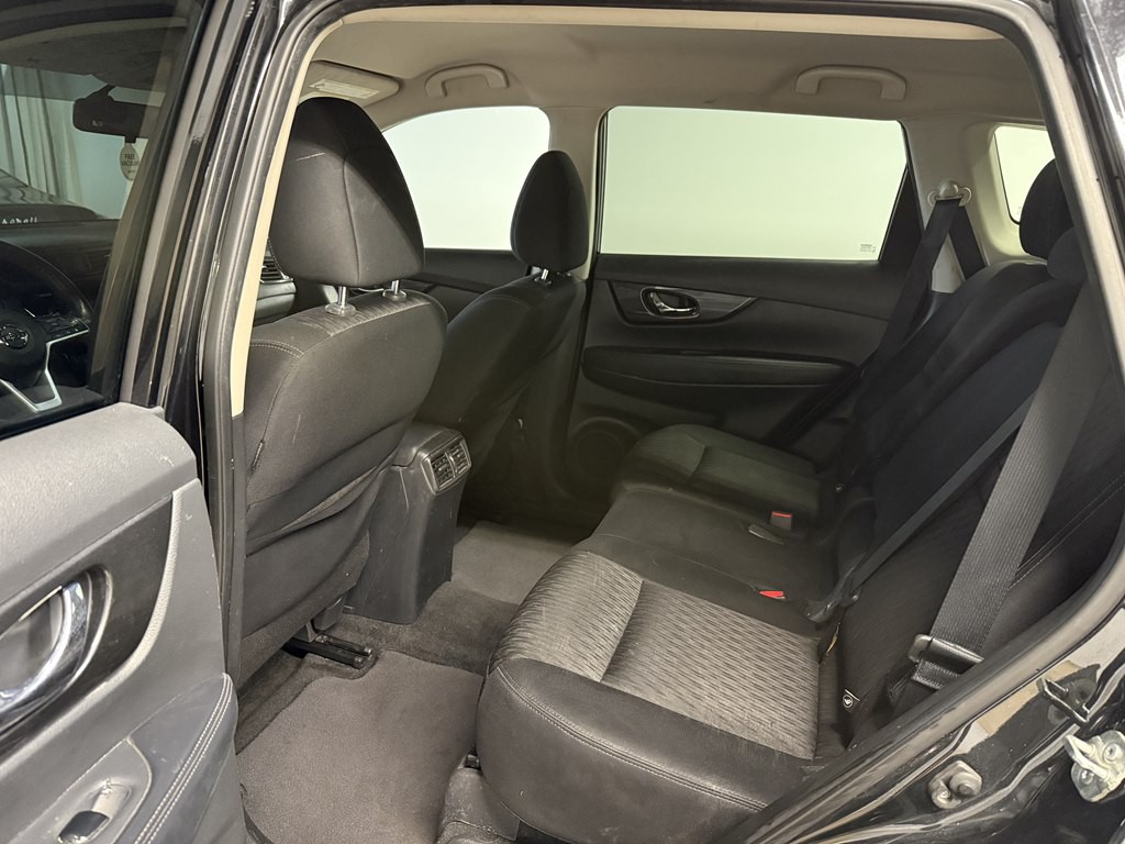 2017 Nissan Rogue Image 7