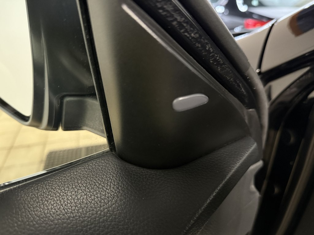 2017 Nissan Rogue Image 10