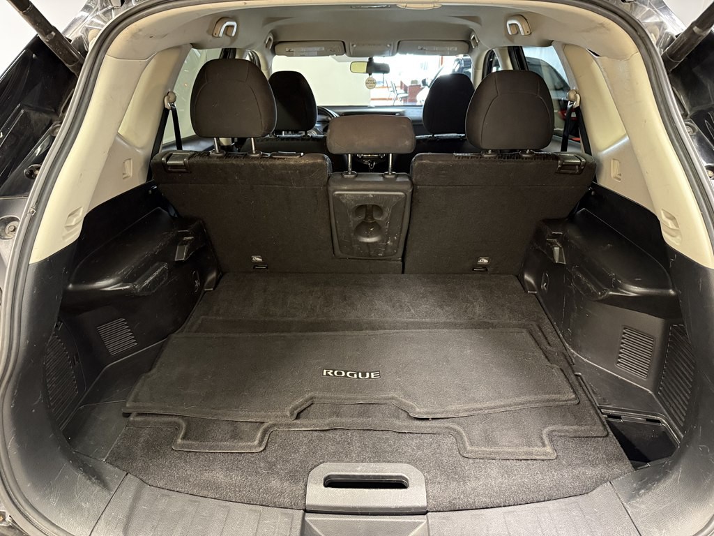 2017 Nissan Rogue Image 13