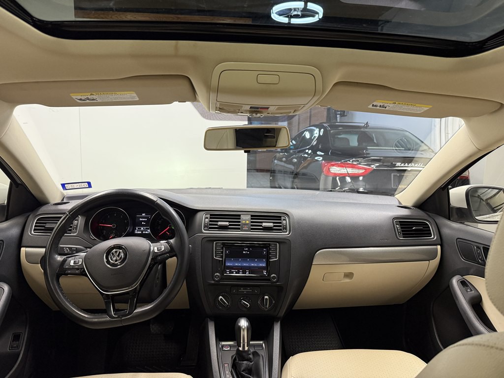 2017 Volkswagen Jetta Image 11