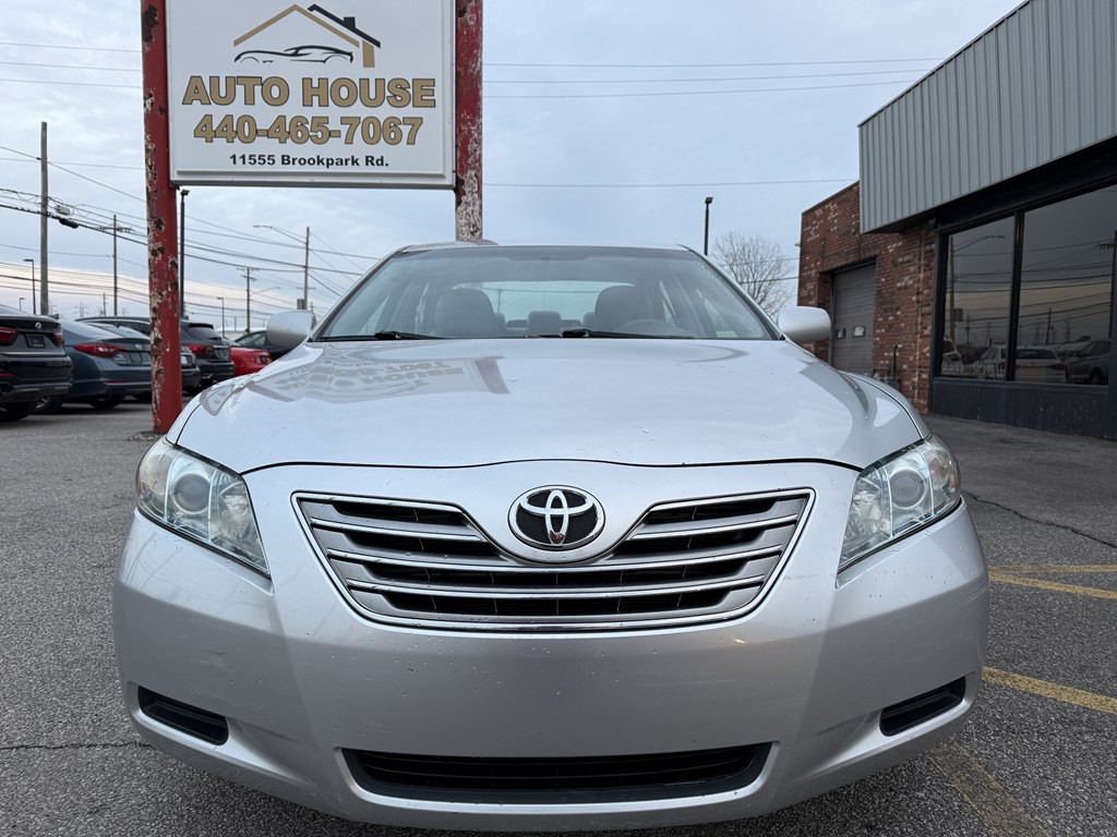 2009 Toyota Camry Image 2