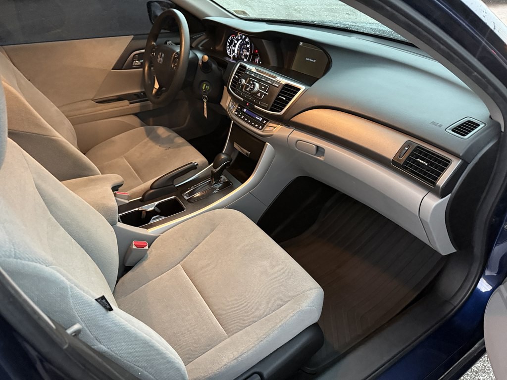 2013 Honda Accord Image 10