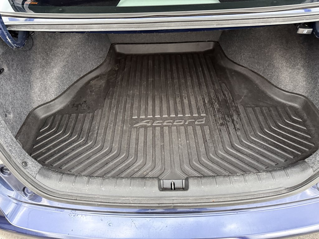 2013 Honda Accord Image 17