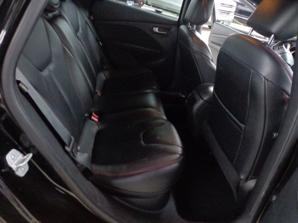 2014 Dodge Dart Image 19
