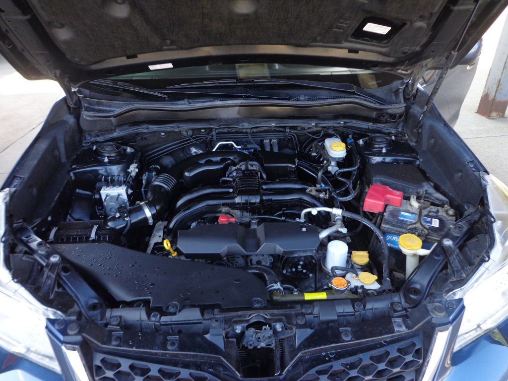 2014 Subaru Forester Image 12