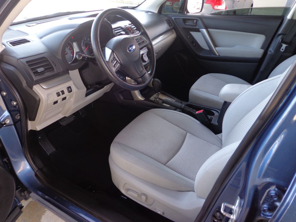 2014 Subaru Forester Image 15
