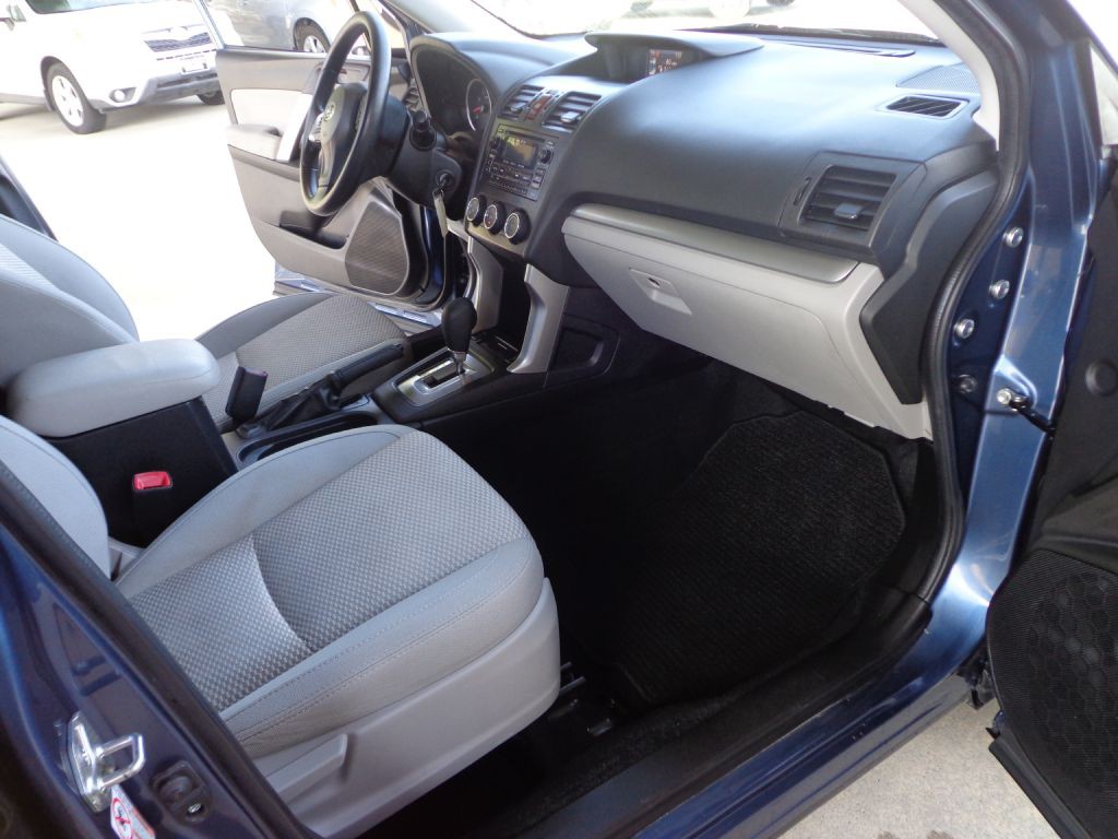 2014 Subaru Forester Image 18