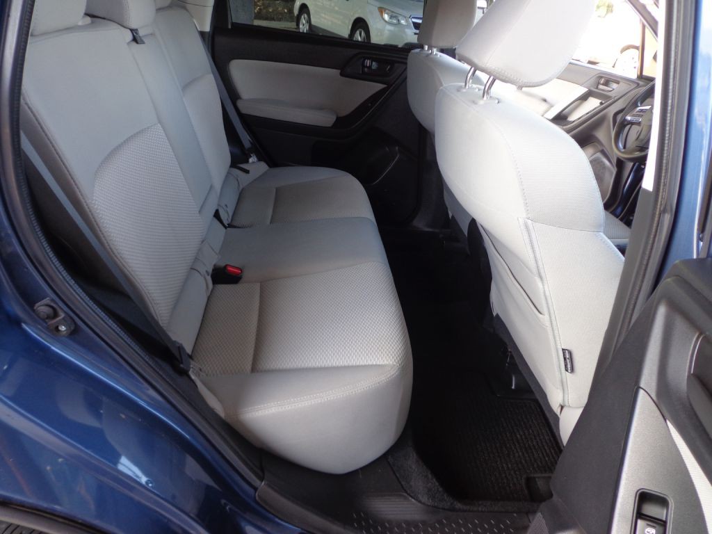 2014 Subaru Forester Image 19