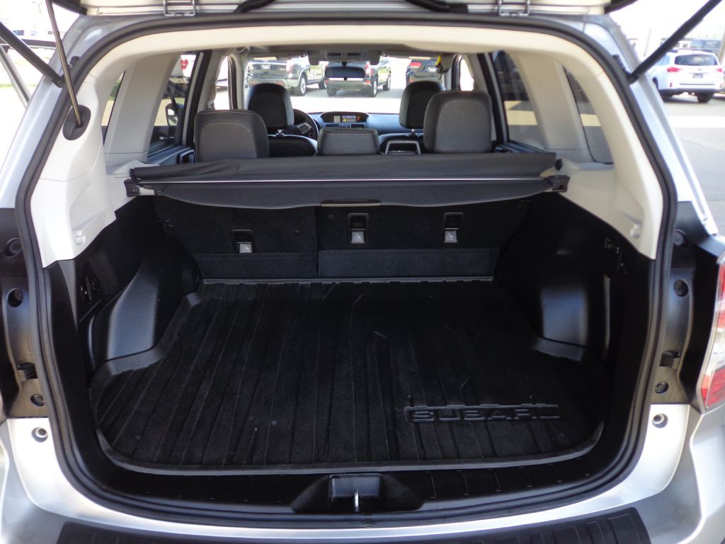 2014 Subaru Forester Image 20