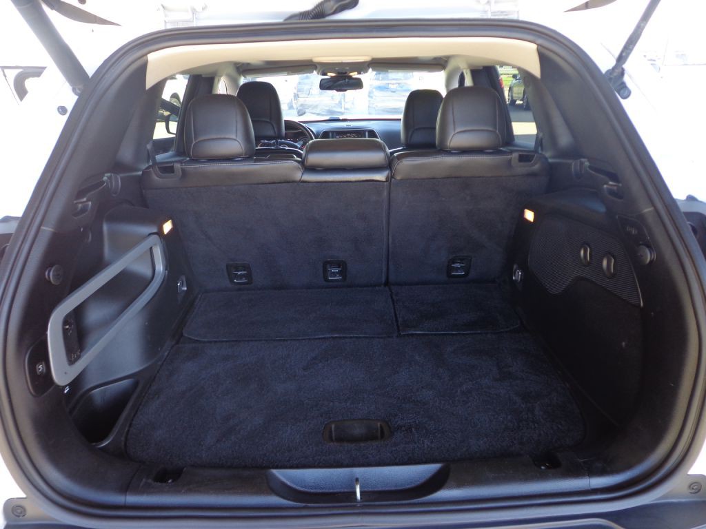2015 Jeep Cherokee Image 19