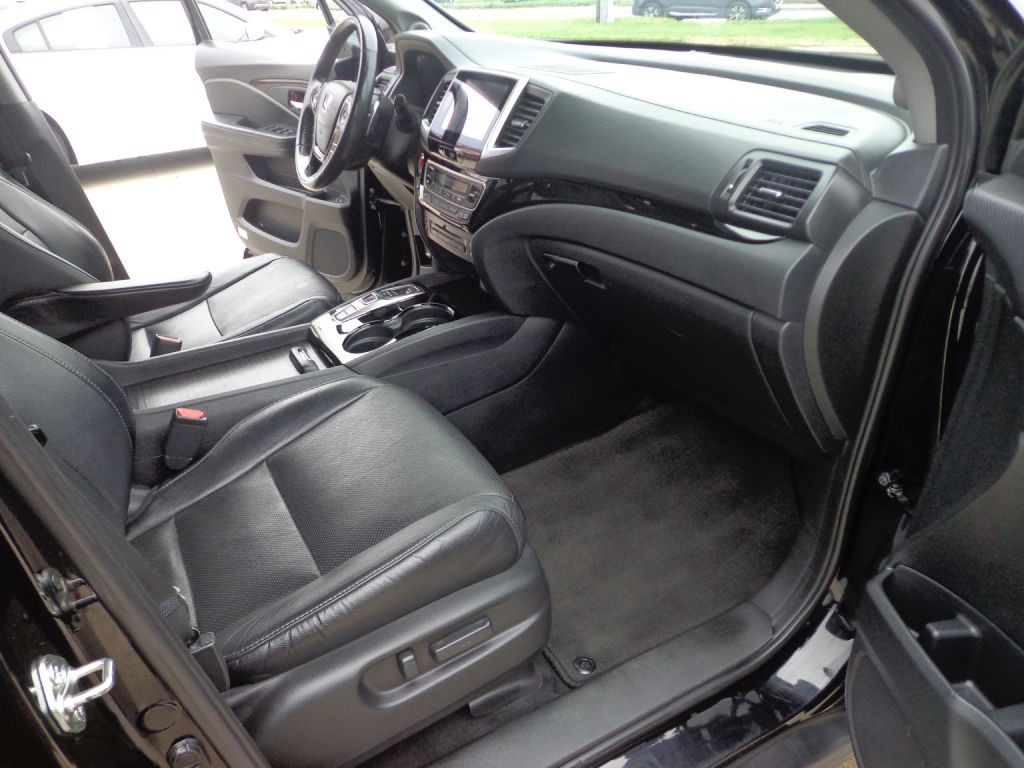 2016 Honda Pilot Image 18