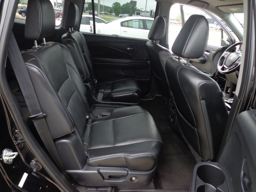 2016 Honda Pilot Image 19