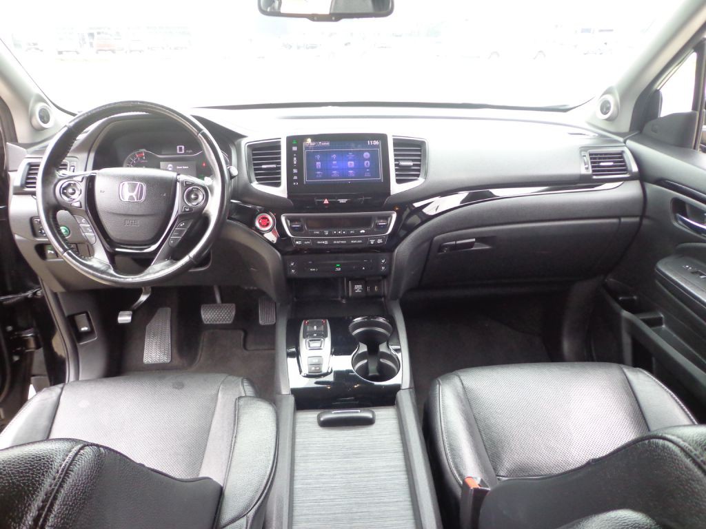 2016 Honda Pilot Image 25
